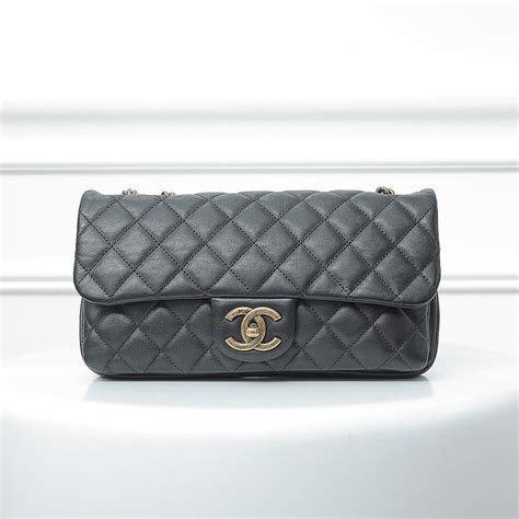 chanel cc crown flap bag